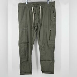 Vuori Olive Green Ripstop Cuffed Ankle Pants
